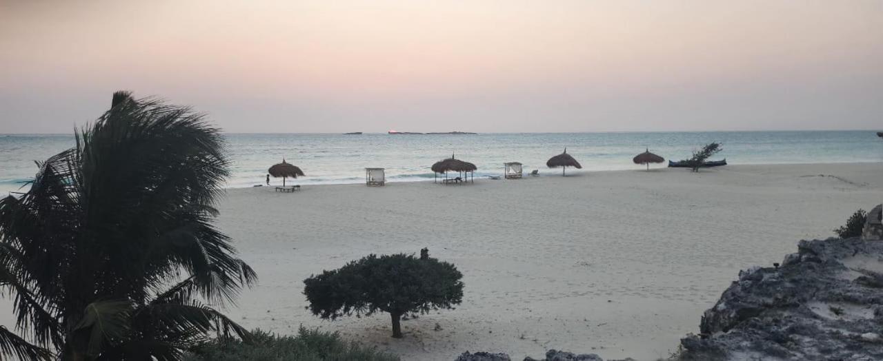 Shangri-La Lodge Ambatomilo Εξωτερικό φωτογραφία